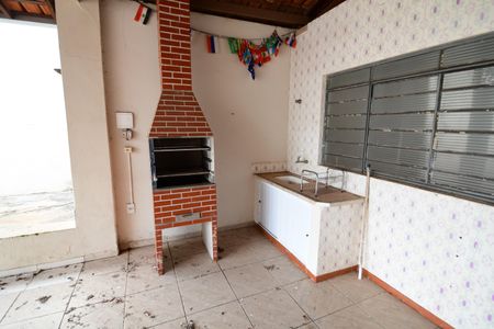 Casa à venda com 250m², 3 quartos e 6 vagasChurrasqueira