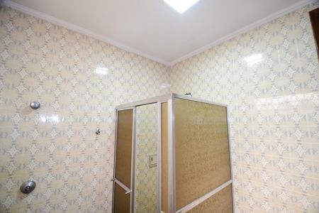 Casa à venda com 250m², 3 quartos e 6 vagasBanheiro Social