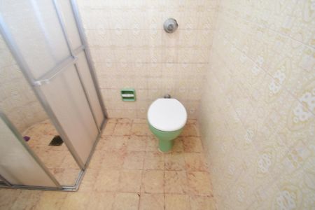 Casa à venda com 250m², 3 quartos e 6 vagasBanheiro de serviço