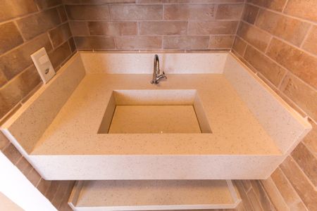 Apartamento para alugar com 38m², 2 quartos e sem vagaBanheiro