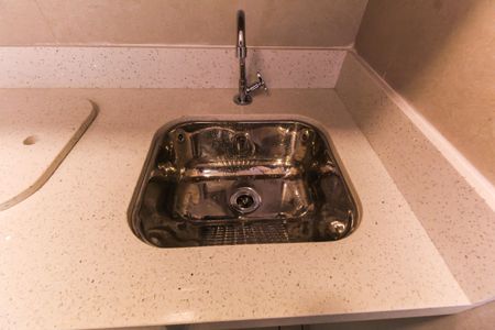 Apartamento para alugar com 38m², 2 quartos e sem vagaÁrea de Serviço