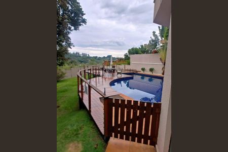 Casa de condomínio à venda com 268m², 3 quartos e 5 vagasFoto 02