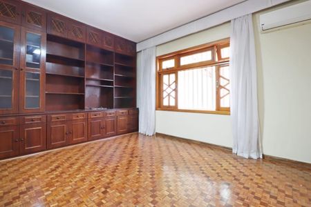 Casa à venda com 184m², 3 quartos e 4 vagasFoto 05