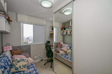 Apartamento à venda com 63m², 2 quartos e 2 vagasQuarto 
