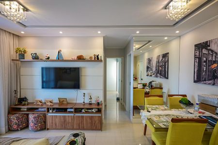Apartamento à venda com 63m², 2 quartos e 2 vagasSala