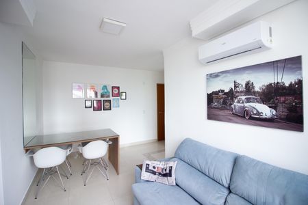Sala de apartamento à venda com 2 quartos, 48m² em Cabral, Contagem