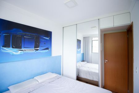 Quarto 1 de apartamento à venda com 2 quartos, 48m² em Cabral, Contagem