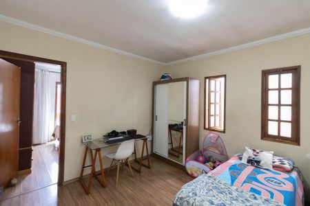 Casa para alugar com 250m², 4 quartos e 2 vagas