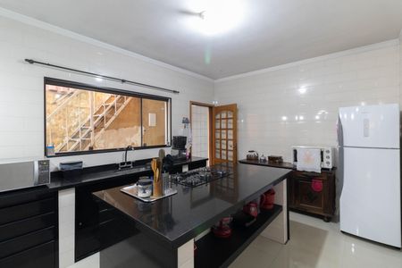 Casa para alugar com 250m², 4 quartos e 2 vagas Casa para alugar com 250m², 4 quartos e 2 vagasCozinha