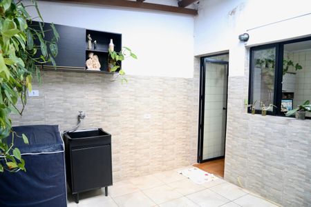 Casa à venda com 100m², 2 quartos e 1 vaga Casa à venda com 100m², 2 quartos e 1 vagaÁrea de Serviço