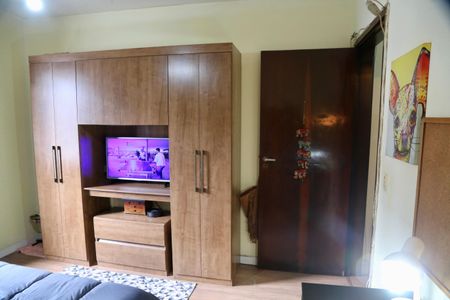 Casa à venda com 100m², 2 quartos e 1 vaga Casa à venda com 100m², 2 quartos e 1 vagaQuarto 1