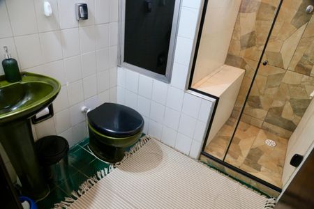 Casa à venda com 100m², 2 quartos e 1 vaga Casa à venda com 100m², 2 quartos e 1 vagaBanheiro