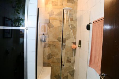 Casa à venda com 100m², 2 quartos e 1 vaga Casa à venda com 100m², 2 quartos e 1 vagaBanheiro