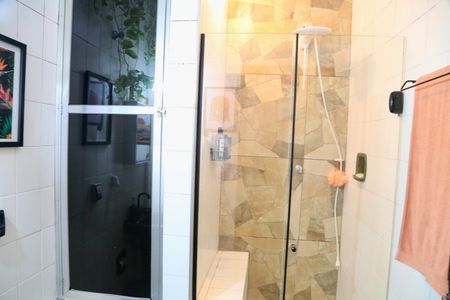 Casa à venda com 100m², 2 quartos e 1 vaga Casa à venda com 100m², 2 quartos e 1 vagaBanheiro