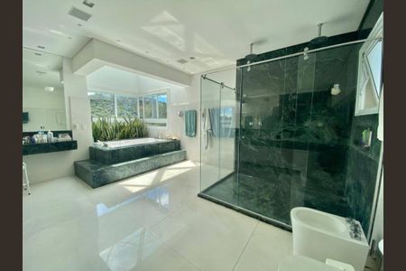 Casa de condomínio à venda com 1000m², 5 quartos e 3 vagasFoto 34