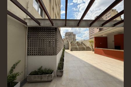 Apartamento para alugar com 45m², 1 quarto e sem vagaÁrea comum - Churrasqueira