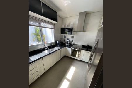 Casa de condomínio à venda com 260m², 3 quartos e 2 vagasFoto 08