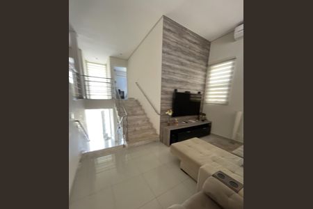 Foto 04 de casa de condomínio à venda com 3 quartos, 260m² em Parque Sinai, Santana de Parnaíba