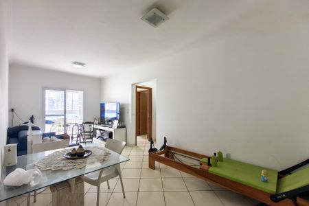 Sala de apartamento para alugar com 2 quartos, 112m² em Guilhermina, Praia Grande