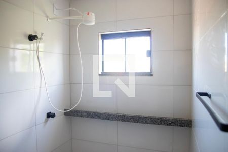 Banheiro de kitnet/studio para alugar com 1 quarto, 45m² em Setor Vila João Vaz, Goiânia