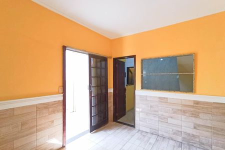 Sala de casa para alugar com 1 quarto, 85m² em Santíssimo, Rio de Janeiro