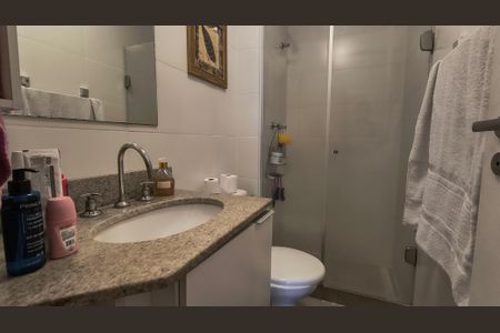 Apartamento para alugar com 65m², 2 quartos e 1 vagaBanheiro da Suíte 
