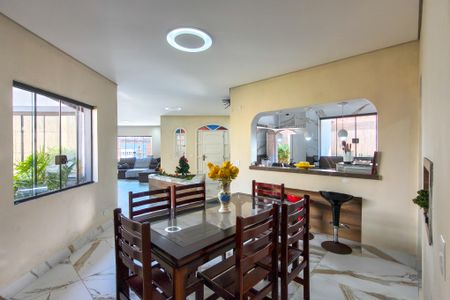 Casa para alugar com 600m², 3 quartos e 5 vagasSala 