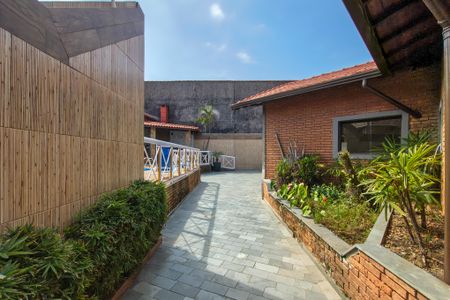 Casa para alugar com 600m², 3 quartos e 5 vagasHall