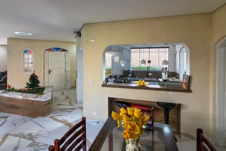 Casa para alugar com 600m², 3 quartos e 5 vagasSala