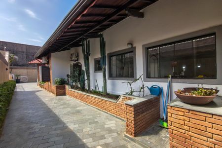 Casa para alugar com 600m², 3 quartos e 5 vagasHall de entrada