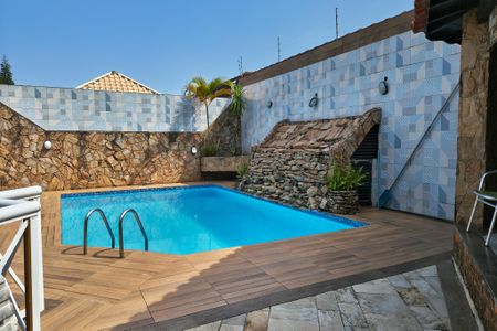 Casa para alugar com 600m², 3 quartos e 5 vagasPiscina 