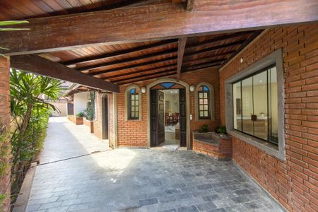 Casa para alugar com 600m², 3 quartos e 5 vagasHall de entrada