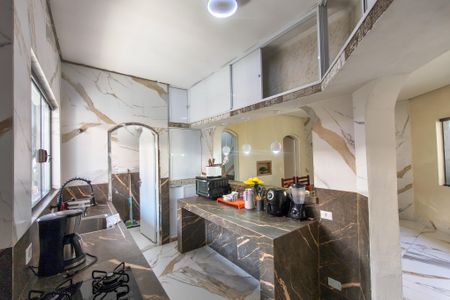 Casa para alugar com 600m², 3 quartos e 5 vagasCozinha 