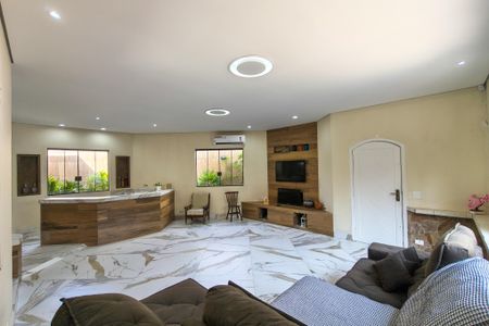 Casa para alugar com 600m², 3 quartos e 5 vagasSala