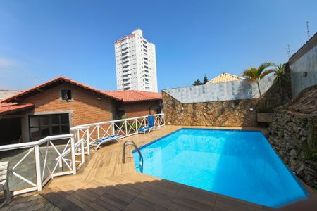 Casa para alugar com 600m², 3 quartos e 5 vagasPiscina