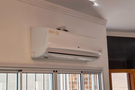 Sala de casa para alugar com 3 quartos, 250m² em Solemar, Praia Grande