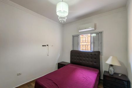 Casa para alugar com 250m², 3 quartos e 2 vagasSuite