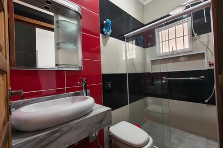 Casa para alugar com 250m², 3 quartos e 2 vagasBanheiro da Suíte