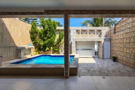 Casa para alugar com 250m², 3 quartos e 2 vagasPiscina