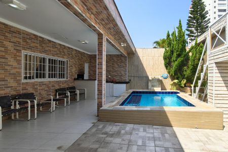 Casa para alugar com 250m², 3 quartos e 2 vagasPiscina