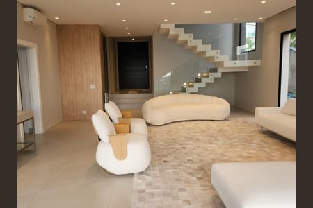 Casa de condomínio à venda com 400m², 4 quartos e 5 vagasFoto 02