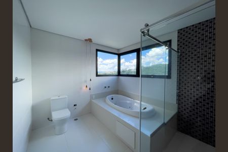 Casa de condomínio à venda com 440m², 4 quartos e 4 vagasFoto 32