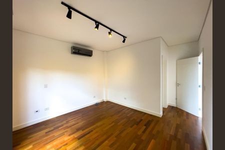 Casa de condomínio à venda com 440m², 4 quartos e 4 vagasFoto 40