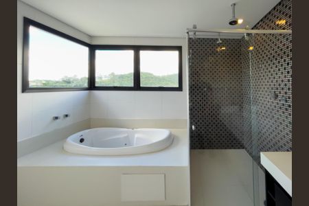 Casa de condomínio à venda com 440m², 4 quartos e 4 vagasFoto 31