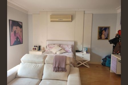 Casa de condomínio à venda com 760m², 4 quartos e 9 vagas Casa de condomínio à venda com 760m², 4 quartos e 9 vagasFoto 27