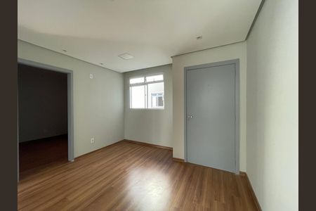 Apartamento à venda com 2 quartos, 57m² em Diehl, Novo Hamburgo