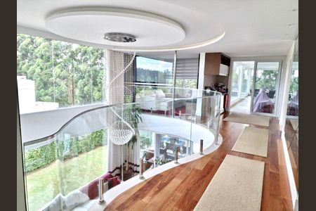 Casa de condomínio à venda com 734m², 5 quartos e 6 vagas Casa de condomínio à venda com 734m², 5 quartos e 6 vagasFoto 09