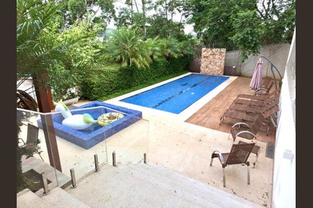 Casa de condomínio à venda com 734m², 5 quartos e 6 vagas Casa de condomínio à venda com 734m², 5 quartos e 6 vagasFoto 01