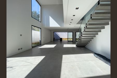 Casa de condomínio à venda com 399m², 4 quartos e 4 vagasFoto 05