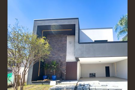 Casa de condomínio à venda com 399m², 4 quartos e 4 vagasFoto 02